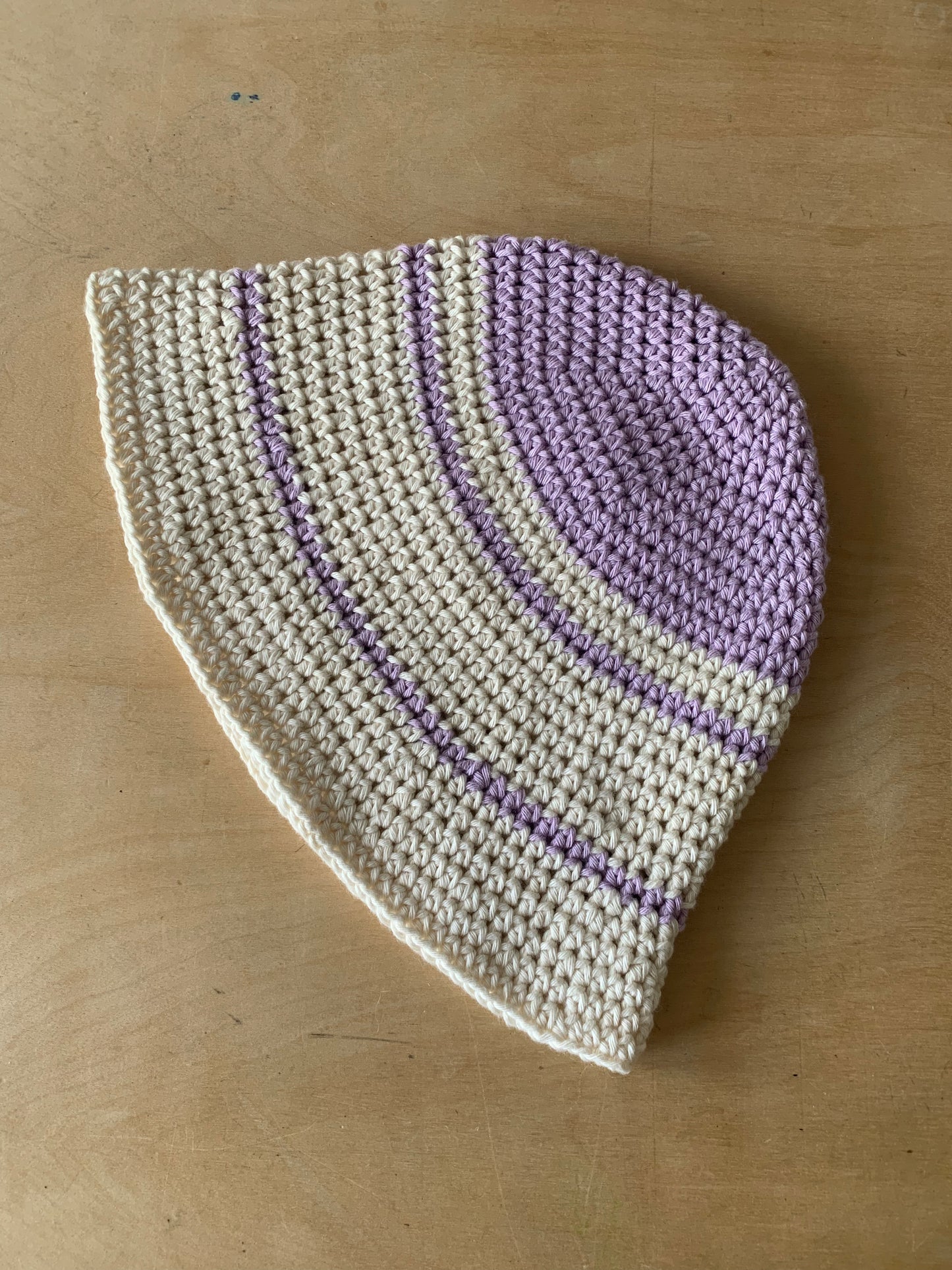 summer hat lavender